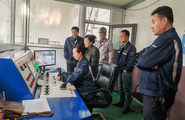 新华钼业完成首次箕斗井联动调试(图10) 2f262109e55b4411db9d1887fb19322.jpg