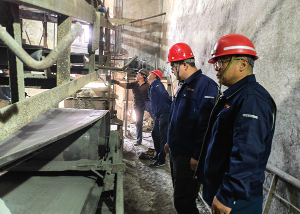 20载老骥换新颜——北山矿圆满完成2#传送带更换(图11) 微信图片_20250513155313.jpg