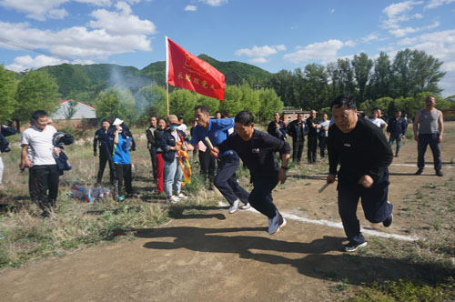 新华钼业开展“庆祝建党百年 永远跟党走”职工长跑比赛活动(图9)