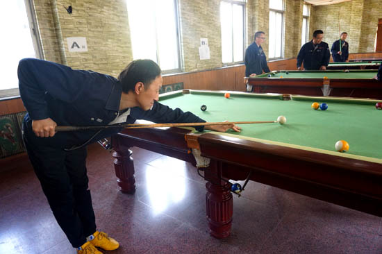 新华钼业迎“五一”职工台球赛圆满结束(图6)
