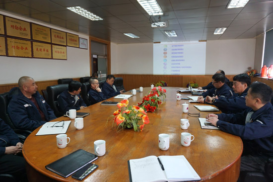 2-22053015191N24.jpg