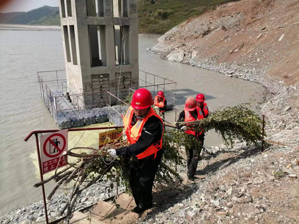 新华钼业2023年尾矿库综合应急救援演练圆满成功(图27) 2-2305160ZFY29.jpg