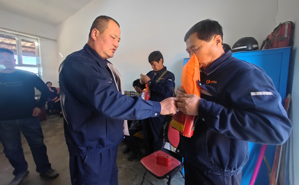 新华钼业用拼搏奋斗向祖国母亲74岁生日献礼！(图3)