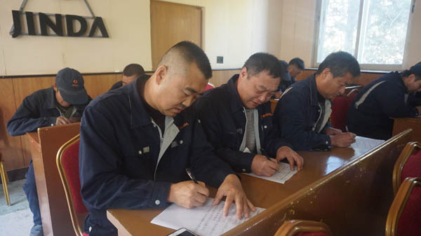 新华钼业“岗位隐患大排查、全员责任再落实” | 闭卷考试 不漏一岗 不落一人(图9) 2-231105111G5150.jpg